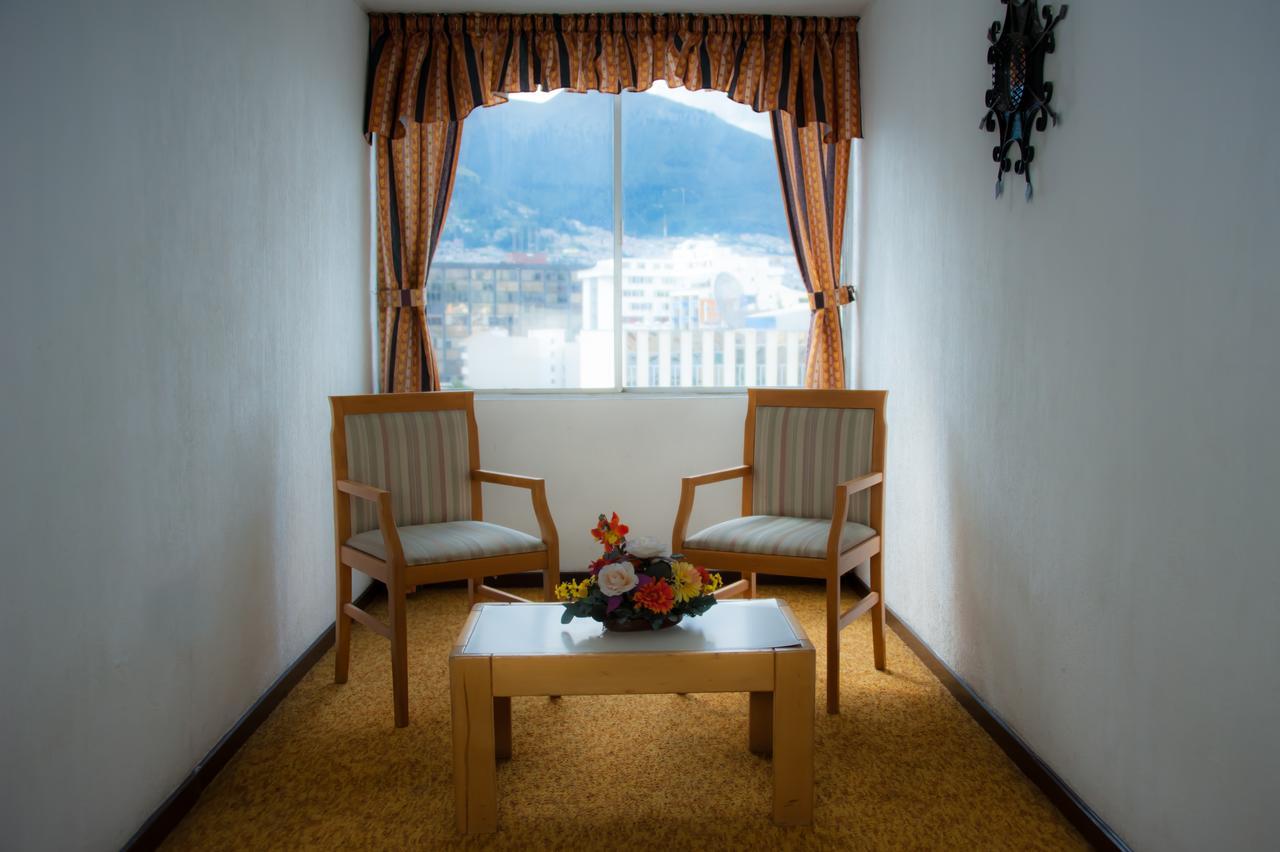 Hotel 6 De Diciembre Quito Exteriör bild